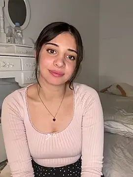 Stripchat Live Sex of bellefleurrr