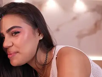 Stripchat Live Sex Cam of IvyEllis