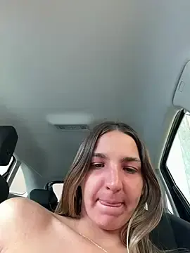 Stripchat Free Live Porn of DoriDelux66