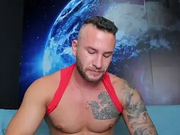 Stripchat Sex Cam of delessandro_world