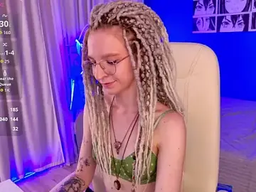 Stripchat Best Webcam of VioletShine