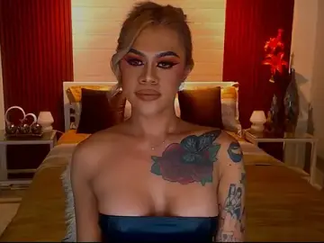 Stripchat Live Sex Cam of StellaStrong30