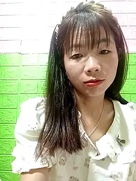 Stripchat Free Porn Cam of AmyLinee01