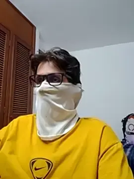 Stripchat Live Sex Cam of SrIncognito666