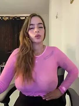 Stripchat Live Sex Cam of Alessandra_Schmoll