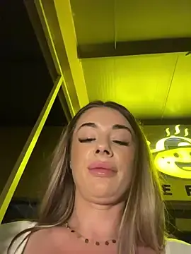 Stripchat Watch Live Sex Cams of IsabellaEtthan