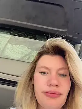 Stripchat Live Sex Cam of justmilaa