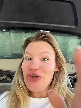 Stripchat Best live sex cam show of justmilaa
