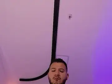 Stripchat Adult Webcam of mister_miike