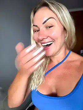 Stripchat Free Porn Cam of NastyMilf_