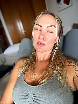 Stripchat Sex Chat of NastyMilf_