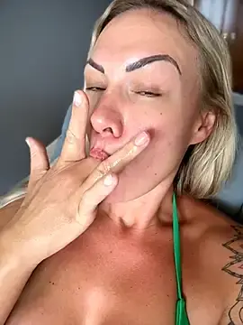 Stripchat Best live sex cam show of NastyMilf_
