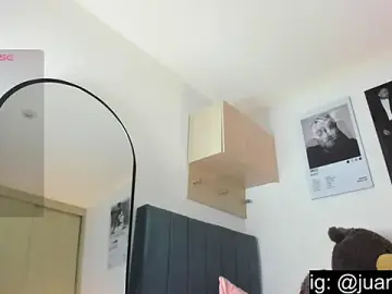 Stripchat Best Webcam of hollyprincess_2