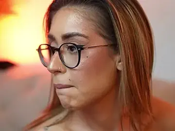 Stripchat Watch Live Sex Cams of AileenKiss