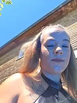 Stripchat Best live sex cam show of Luna_Lynn