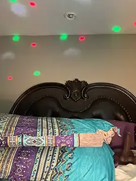 Stripchat Live Sex Cam of RenaThickAss