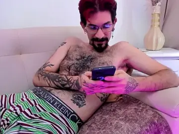 Stripchat Adult Webcam of Jonathan_Soto