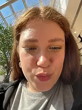 Stripchat Watch Live Sex Cams of lucy-joy
