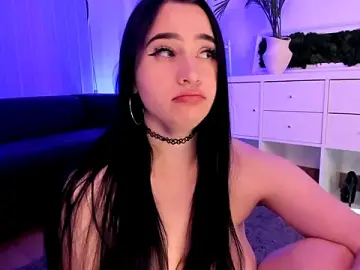 Stripchat Live Sex Cam of Miss_Mary_Lori