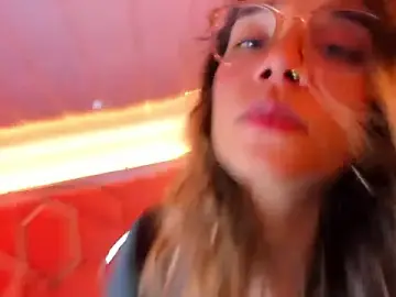 Stripchat Live Sex of Olivia_Fox69