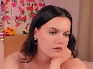 Stripchat Live Sex Cam of TessieBarriault