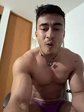 Stripchat Adult Webcams of Chris_Clarck