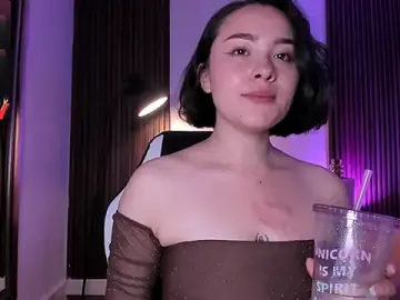 Stripchat Live Sex Cam of MAGIC_VERA