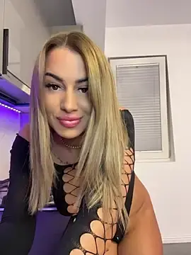 Stripchat Nude Webcam of KirstieVegas