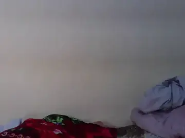 Stripchat Live Sex Cam of Sexy_Petite10