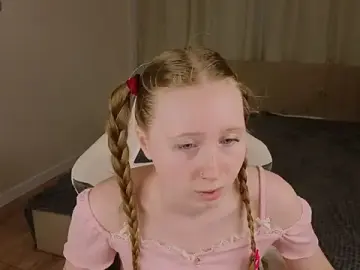 Stripchat Watch Live Sex Cams of LiliTiny