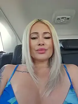 Stripchat Free Porn Cam of MILFBARBY