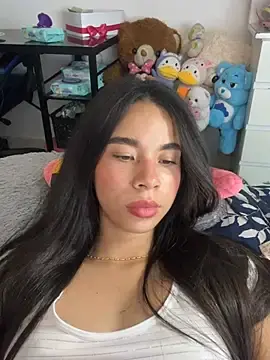 Stripchat Sex Cam of Milleradhara24