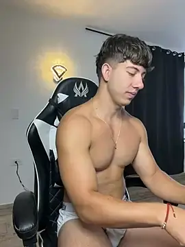 Stripchat Sex Cam of SEAN_CRUISE