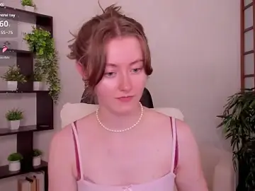 Stripchat Sex Cam of KateCuddle
