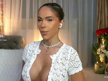 Stripchat Adult Webcam of ChloeVelvetx