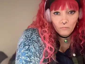 Stripchat Sex Cam of FRRANNKIE