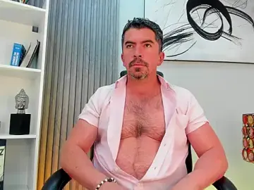 Stripchat Adult Video Chat of JuanKFit_45