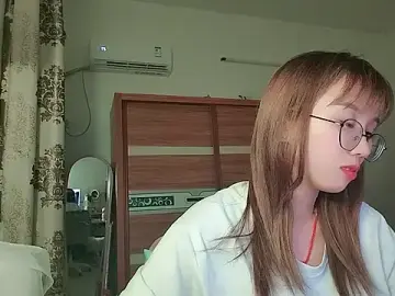 Stripchat Free Porn Cam of Lili_666