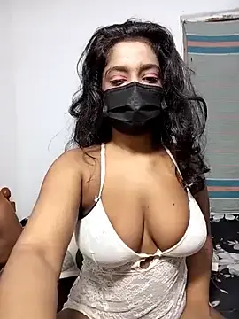 Stripchat Live Sex Cam of Black_bee8