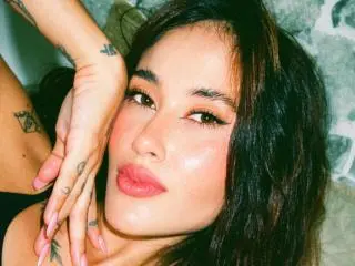 Xlovecam Watch Live Sex Cams of HarleyRoods