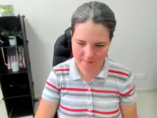 Xlovecam Best Webcam of SunnyMia