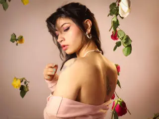 Xlovecam Live Sex Cam of SeleneLeon