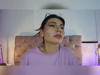 Xlovecam Adult Webcam of SeleneLeon