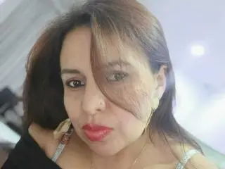 Xlovecam Live Sex Cam of IvonnaLune