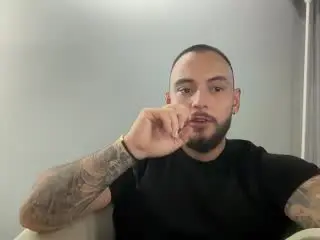 Xlovecam Live Sex of FrankJones