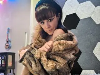 Xlovecam Free Live Porn of OrianaLaFrancaise