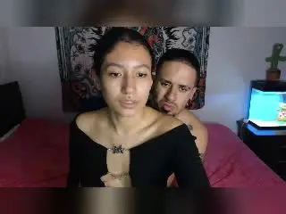 Xlovecam Free Live Porn of SophiaAndTony