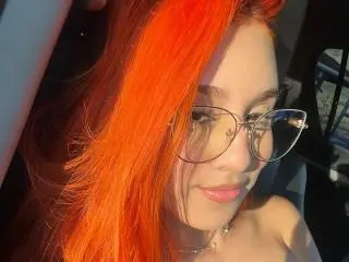 Xlovecam Sex Chat of EmmaWat