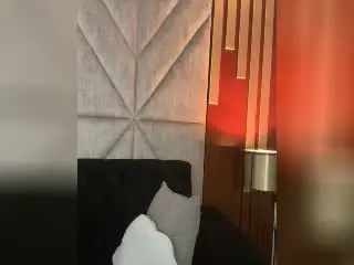 Xlovecam Live Sex Cam of SpencerLe