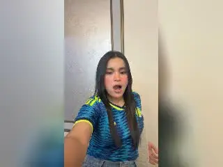 Xlovecam Sex Cam of MiiaPalmer